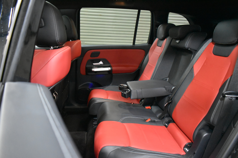 AMG GLB MercedesAMG GLB35 4ﾏﾁｯｸ AMGｱﾄﾞﾊﾞﾝｽﾄﾞ＆ﾊﾟﾌｫｰﾏﾝｽP ﾚｰﾀﾞｰｾｰﾌﾃｨP 8速 ﾊﾟﾉﾗﾏｻﾝﾙｰﾌ ﾋｰﾀｰ黒/赤革 対話式ﾅﾋﾞ ﾃﾞｨｽﾄﾛ BSM Lｷｰﾌﾟ AMGｴｱﾛ19AW ｷｰﾚｽGO PTS HUD  地ﾃﾞｼﾞﾅﾋﾞ 360ｶﾒﾗ 2年保証