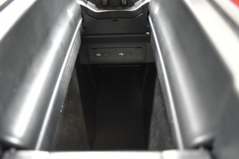 AMG GLB MercedesAMG GLB35 4ﾏﾁｯｸ AMGｱﾄﾞﾊﾞﾝｽﾄﾞ＆ﾊﾟﾌｫｰﾏﾝｽP ﾚｰﾀﾞｰｾｰﾌﾃｨP 8速 ﾊﾟﾉﾗﾏｻﾝﾙｰﾌ ﾋｰﾀｰ黒/赤革 対話式ﾅﾋﾞ ﾃﾞｨｽﾄﾛ BSM Lｷｰﾌﾟ AMGｴｱﾛ19AW ｷｰﾚｽGO PTS HUD  地ﾃﾞｼﾞﾅﾋﾞ 360ｶﾒﾗ 2年保証