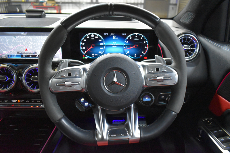 AMG GLB MercedesAMG GLB35 4ﾏﾁｯｸ AMGｱﾄﾞﾊﾞﾝｽﾄﾞ＆ﾊﾟﾌｫｰﾏﾝｽP ﾚｰﾀﾞｰｾｰﾌﾃｨP 8速 ﾊﾟﾉﾗﾏｻﾝﾙｰﾌ ﾋｰﾀｰ黒/赤革 対話式ﾅﾋﾞ ﾃﾞｨｽﾄﾛ BSM Lｷｰﾌﾟ AMGｴｱﾛ19AW ｷｰﾚｽGO PTS HUD  地ﾃﾞｼﾞﾅﾋﾞ 360ｶﾒﾗ 2年保証