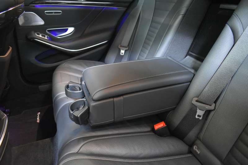 メルセデスベンツ Sクラス S400h ｴｸｽｸﾙｰｼﾌﾞ AMGﾗｲﾝ ﾗｸﾞｼﾞｭｱﾘｰP ﾚｰﾀﾞｰｾｰﾌﾃｨP 左ﾊﾝﾄﾞﾙ 中期型 V6ｴﾝｼﾞﾝ/306馬力 ﾊﾟﾉﾗﾏｻﾝﾙｰﾌ ﾋｰﾀｰ&ﾍﾞﾝﾁﾚｰﾀｰ黒革 ﾌﾞﾙﾒｽﾀｰ HUD AMGｴｱﾛ19AW ﾃﾞｨｽﾄﾛ ﾌﾞﾗｲﾝﾄﾞS ﾚｰﾝｷｰﾌﾟ HDDﾅﾋﾞTV 360ｶﾒﾗ ﾌｯﾄﾄﾗﾝｸ 2年保証