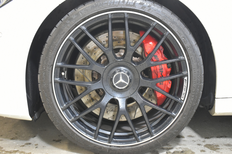 AMG Cクラス C63Sﾜｺﾞﾝ ﾚｰﾀﾞｰｾｰﾌﾃｨP V8ﾂｲﾝﾀｰﾎﾞ/510馬力 右ﾊﾝﾄﾞﾙ ﾊﾟﾉﾗﾏｻﾝﾙｰﾌ 専用19AW AMGﾊﾟﾌｫｰﾏﾝｽ/赤黒革ｼｰﾄ/ｽﾃｱﾘﾝｸﾞ/ｴｸﾞｿﾞｰｽﾄ ﾌﾞﾙﾒｽﾀｰ HUD ｴｱﾊﾞﾗﾝｽP ﾃﾞｨｽﾄﾛﾆｯｸ ﾌﾞﾗｲﾝﾄﾞS ﾚｰﾝｷｰﾌﾟ ﾅﾋﾞTV Bｶﾒﾗ ﾌｯﾄｹﾞｰﾄ ｷｰGO 2年保証