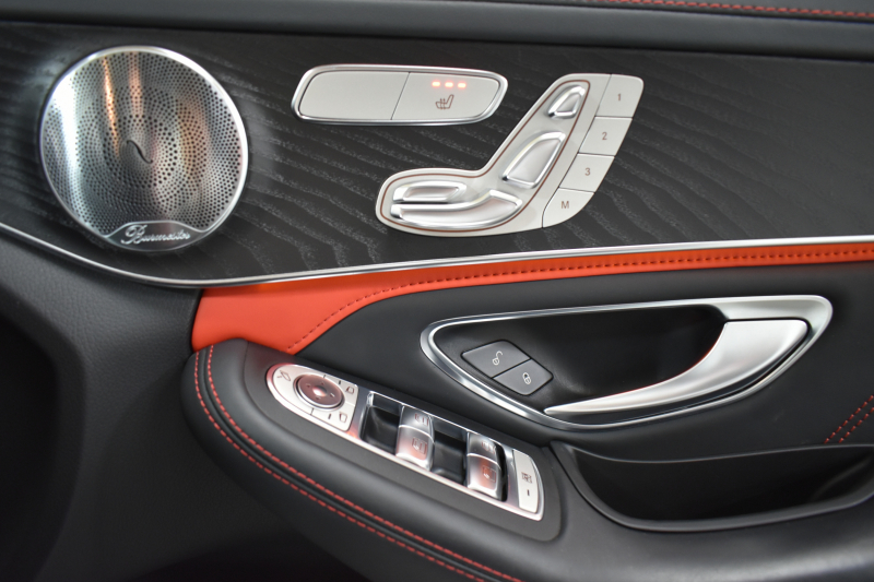 AMG Cクラス C63Sﾜｺﾞﾝ ﾚｰﾀﾞｰｾｰﾌﾃｨP V8ﾂｲﾝﾀｰﾎﾞ/510馬力 右ﾊﾝﾄﾞﾙ ﾊﾟﾉﾗﾏｻﾝﾙｰﾌ 専用19AW AMGﾊﾟﾌｫｰﾏﾝｽ/赤黒革ｼｰﾄ/ｽﾃｱﾘﾝｸﾞ/ｴｸﾞｿﾞｰｽﾄ ﾌﾞﾙﾒｽﾀｰ HUD ｴｱﾊﾞﾗﾝｽP ﾃﾞｨｽﾄﾛﾆｯｸ ﾌﾞﾗｲﾝﾄﾞS ﾚｰﾝｷｰﾌﾟ ﾅﾋﾞTV Bｶﾒﾗ ﾌｯﾄｹﾞｰﾄ ｷｰGO 2年保証