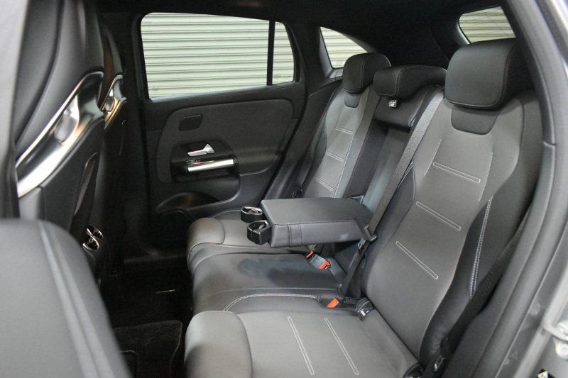 AMG GLA GLA45 S 4ﾏﾁｯｸﾌﾟﾗｽ AMGﾊﾟﾌｫｰﾏﾝｽP AMGｱﾄﾞﾊﾞﾝｽﾄﾞP ﾚｰﾀﾞｰｾｰﾌﾃｨP ﾊﾟﾉﾗﾏｻﾝﾙｰﾌ 灰黒革 ﾍﾞﾝﾁﾚｰﾀｰ ﾊﾟﾌｫｰﾏﾝｽｴｸﾞｿﾞｰｽﾄ HUD ｱﾄﾞﾊﾞﾝｽﾄﾞｻｳﾝﾄﾞ MBUXﾅﾋﾞTV 360ｶﾒﾗ ﾌｯﾄｹﾞｰﾄ ﾃﾞｨｽﾄﾛ ﾌﾞﾗｲﾝﾄﾞS 2年保証