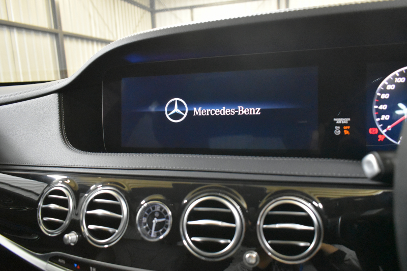メルセデスベンツ Sクラス S400d AMGﾗｲﾝﾌﾟﾗｽ ﾚｻﾞｰｴｸｽｸﾙｰｼﾌﾞP ﾚｰﾀﾞｰｾｰﾌﾃｨP 後期 ﾊﾟﾉﾗﾏｻﾝﾙｰﾌ 黒革 ﾍﾞﾝﾁﾚｰﾀｰ ﾌﾞﾙﾒｽﾀｰ HUD ｴｱﾊﾞﾗﾝｽP AMGｴｱﾛ20AW ﾃﾞｨｽﾄﾛ ﾌﾞﾗｲﾝﾄﾞS ﾅﾋﾞTV 360ｶﾒﾗ ﾜｲﾔﾚｽﾁｬｰｼﾞ ｷｰﾚｽGO ﾌｯﾄﾄﾗﾝｸ 2年保証