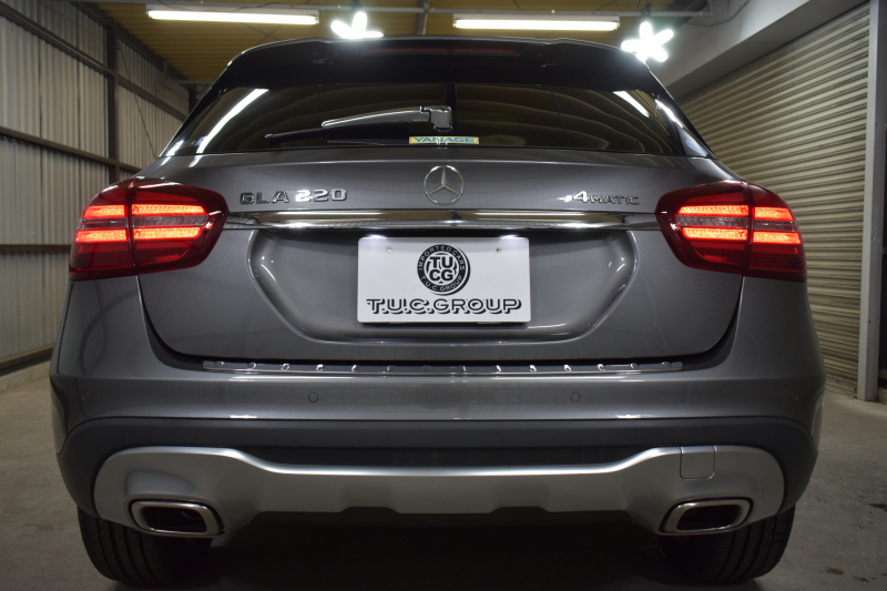 メルセデスベンツ GLA GLA220 4M ﾌﾟﾚﾐｱﾑP ﾚｰﾀﾞｰｾｰﾌﾃｨP 後期 4WD ﾊﾟﾉﾗﾏｻﾝﾙｰﾌ ﾊｰﾏﾝｶｰﾄﾞﾝｻｳﾝﾄﾞ ﾏﾙﾁｶﾗｰｱﾝﾋﾞｴﾝﾄ 革 ﾅﾋﾞTV ﾃﾞｨｽﾄﾛ ﾌﾞﾗｲﾝﾄﾞS ﾚｰﾝｷｰﾌﾟ ﾌｯﾄｹﾞｰﾄ ﾊﾞｯｸｶﾒﾗ ｷｰﾚｽｺﾞｰ 2年保証