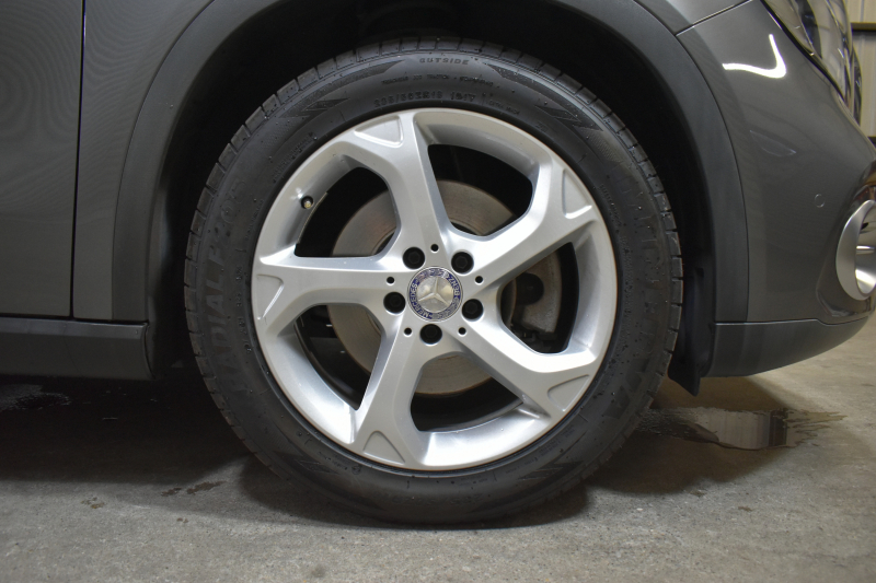 メルセデスベンツ GLA GLA220 4M ﾌﾟﾚﾐｱﾑP ﾚｰﾀﾞｰｾｰﾌﾃｨP 後期 4WD ﾊﾟﾉﾗﾏｻﾝﾙｰﾌ ﾊｰﾏﾝｶｰﾄﾞﾝｻｳﾝﾄﾞ ﾏﾙﾁｶﾗｰｱﾝﾋﾞｴﾝﾄ 革 ﾅﾋﾞTV ﾃﾞｨｽﾄﾛ ﾌﾞﾗｲﾝﾄﾞS ﾚｰﾝｷｰﾌﾟ ﾌｯﾄｹﾞｰﾄ ﾊﾞｯｸｶﾒﾗ ｷｰﾚｽｺﾞｰ 2年保証