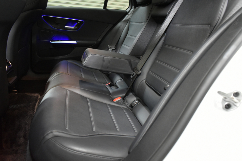 メルセデスベンツ Cクラス C220d 4ﾏﾁｯｸ ｵｰﾙﾃﾚｲﾝ ISG搭載 ﾚｻﾞｰｴｸｽｸﾙｰｼﾌﾞP ﾚｰﾀﾞｰｾｰﾌﾃｨP 1ｵｰﾅｰ ﾊﾟﾉﾗﾏｻﾝﾙｰﾌ 黒革 ARﾅﾋﾞTV ﾍｯﾄﾞｱｯﾌﾟD 360ｶﾒﾗ ﾜｲﾔﾚｽﾁｬｰｼﾞ ﾃﾞｼﾞﾀﾙﾗｲﾄ ﾃﾞｨｽﾄﾛ ﾚｰﾝｷｰﾌﾟ ｵｰﾄﾃｰﾙｹﾞｰﾄ ｷｰﾚｽｺﾞｰ 2年保証