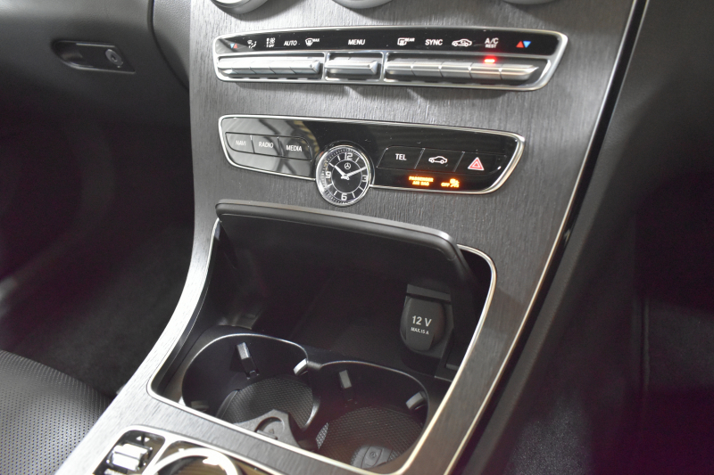 AMG Cクラス C43 4M ｸｰﾍﾟ ﾚｰﾀﾞｰSP 後期 390馬力 MEｺﾈｸﾄ 右H ﾊﾟﾉﾗﾏｻﾝﾙｰﾌ ﾋｰﾀｰ黒本革 ﾃﾞｨｽﾄﾛ BSM Lﾁｪﾝｼﾞ AMGｴｱﾛ19AW ｷｰGO PTS ﾌｯﾄﾄﾗﾝｸ ﾌﾞﾙﾒｽﾀｰ 液晶ﾒｰﾀｰ 地ﾃﾞｼﾞBｶﾒ 2年保証