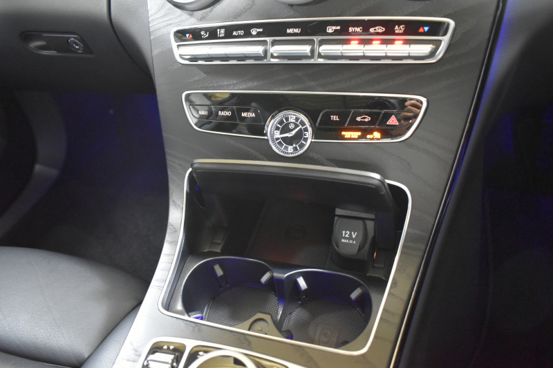 AMG Cクラス C43 4ﾏﾁｯｸ  ﾚｰﾀﾞｰｾｰﾌﾃｨP 後期型 3.0ﾘｯﾀｰV6ﾂｲﾝﾀｰﾎﾞ ﾊﾟﾉﾗﾏｻﾝﾙｰﾌ 革 ﾌﾞﾙﾒｽﾀｰｻｳﾝﾄﾞ 液晶ﾒｰﾀｰ HUD ｴｱﾊﾞﾗﾝｽP ﾌｯﾄﾄﾗﾝｸ ｴｱﾛ19AW LEDﾍｯﾄﾞﾗｲﾄ ﾃﾞｨｽﾄﾛ ﾌﾞﾗｲﾝﾄﾞS ﾚｰﾝｷｰﾌﾟ ﾅﾋﾞTV Bｶﾒﾗ 2年保証