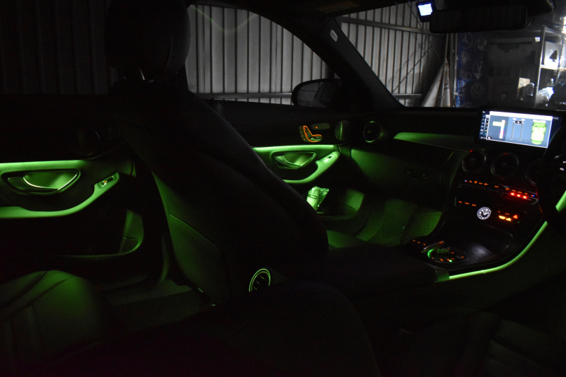 AMG Cクラス C43 4ﾏﾁｯｸ  ﾚｰﾀﾞｰｾｰﾌﾃｨP 後期型 3.0ﾘｯﾀｰV6ﾂｲﾝﾀｰﾎﾞ ﾊﾟﾉﾗﾏｻﾝﾙｰﾌ 革 ﾌﾞﾙﾒｽﾀｰｻｳﾝﾄﾞ 液晶ﾒｰﾀｰ HUD ｴｱﾊﾞﾗﾝｽP ﾌｯﾄﾄﾗﾝｸ ｴｱﾛ19AW LEDﾍｯﾄﾞﾗｲﾄ ﾃﾞｨｽﾄﾛ ﾌﾞﾗｲﾝﾄﾞS ﾚｰﾝｷｰﾌﾟ ﾅﾋﾞTV Bｶﾒﾗ 2年保証