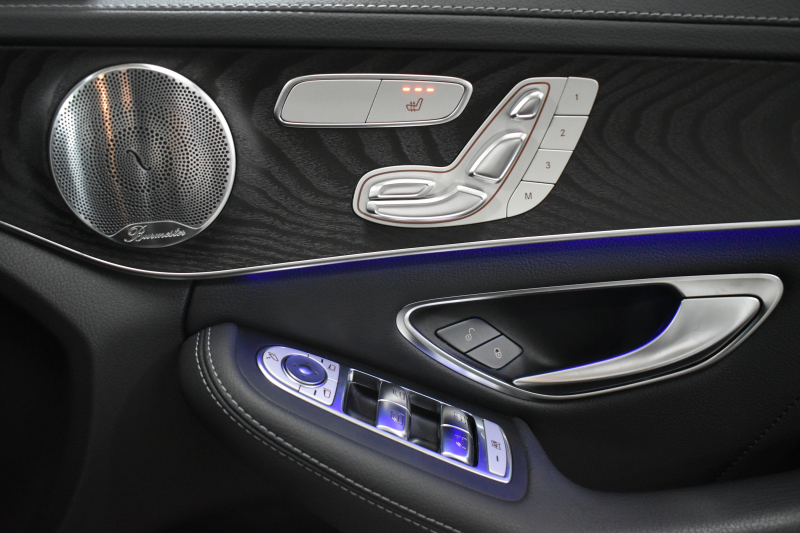 AMG Cクラス C43 4ﾏﾁｯｸ  ﾚｰﾀﾞｰｾｰﾌﾃｨP 後期型 3.0ﾘｯﾀｰV6ﾂｲﾝﾀｰﾎﾞ ﾊﾟﾉﾗﾏｻﾝﾙｰﾌ 革 ﾌﾞﾙﾒｽﾀｰｻｳﾝﾄﾞ 液晶ﾒｰﾀｰ HUD ｴｱﾊﾞﾗﾝｽP ﾌｯﾄﾄﾗﾝｸ ｴｱﾛ19AW LEDﾍｯﾄﾞﾗｲﾄ ﾃﾞｨｽﾄﾛ ﾌﾞﾗｲﾝﾄﾞS ﾚｰﾝｷｰﾌﾟ ﾅﾋﾞTV Bｶﾒﾗ 2年保証