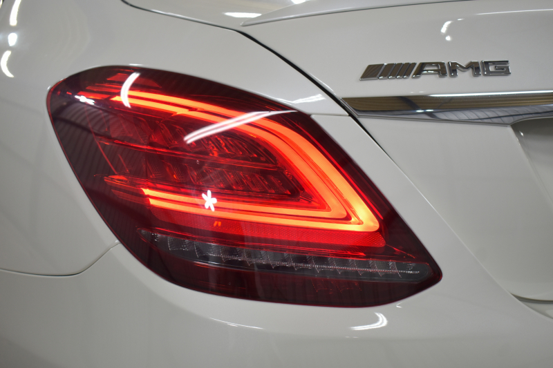 AMG Cクラス C43 4ﾏﾁｯｸ  ﾚｰﾀﾞｰｾｰﾌﾃｨP 後期型 3.0ﾘｯﾀｰV6ﾂｲﾝﾀｰﾎﾞ ﾊﾟﾉﾗﾏｻﾝﾙｰﾌ 革 ﾌﾞﾙﾒｽﾀｰｻｳﾝﾄﾞ 液晶ﾒｰﾀｰ HUD ｴｱﾊﾞﾗﾝｽP ﾌｯﾄﾄﾗﾝｸ ｴｱﾛ19AW LEDﾍｯﾄﾞﾗｲﾄ ﾃﾞｨｽﾄﾛ ﾌﾞﾗｲﾝﾄﾞS ﾚｰﾝｷｰﾌﾟ ﾅﾋﾞTV Bｶﾒﾗ 2年保証