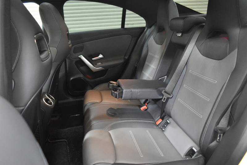 メルセデスベンツ CLAクラス CLA250 4M AMGﾗｲﾝ AMGﾚｻﾞｰｴｸｽｸﾙｰｼﾌﾞP ｱﾄﾞﾊﾞﾝｽﾄﾞP ﾅﾋﾞｹﾞｰｼｮﾝP ﾚｰﾀﾞｰｾｰﾌﾃｨP ﾊﾟﾉﾗﾏｻﾝﾙｰﾌ 黒灰革 AMGｴｱﾛ18AW MBUXﾅﾋﾞTV ﾍｯﾄﾞｱｯﾌﾟD 360ｶﾒﾗ ﾃﾞｨｽﾄﾛﾆｯｸ ﾌﾞﾗｲﾝﾄﾞｽﾎﾟｯﾄ ﾚｰﾝｷｰﾌﾟ ﾌｯﾄﾄﾗﾝｸ ｷｰﾚｽGO 2年保証