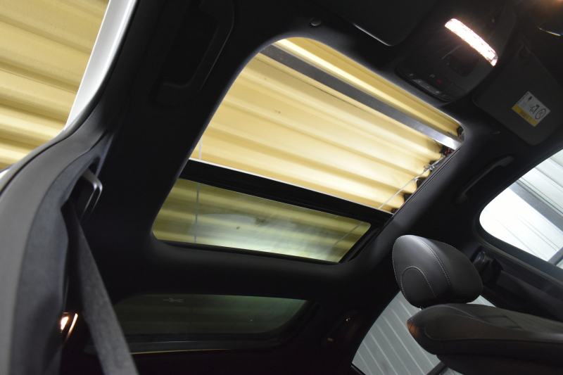 メルセデスベンツ Eクラス E200 ｽﾎﾟｰﾂ BSG搭載 ｴｸｽｸﾙｰｼﾌﾞP AMGﾗｲﾝｲﾝﾃﾘｱP ﾚｰﾀﾞｰｾｰﾌﾃｨP 後期型 ﾊﾟﾉﾗﾏｻﾝﾙｰﾌ 革 ﾌﾞﾙﾒｽﾀｰ HUD ｴｱﾊﾞﾗﾝｽP ﾊﾟﾜｰﾄﾗﾝｸ AMGｴｱﾛ19AW MBUXARﾅﾋﾞTV 360ｶﾒﾗ ﾜｲﾔﾚｽﾁｬｰｼﾞ ﾃﾞｨｽﾄﾛ ﾌﾞﾗｲﾝﾄﾞS ﾚｰﾝｷｰﾌﾟ 2年保証