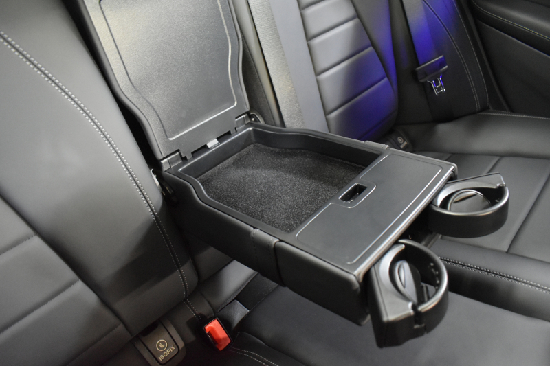 メルセデスベンツ Eクラス E200 ｽﾎﾟｰﾂ BSG搭載 ｴｸｽｸﾙｰｼﾌﾞP AMGﾗｲﾝｲﾝﾃﾘｱP ﾚｰﾀﾞｰｾｰﾌﾃｨP 後期型 ﾊﾟﾉﾗﾏｻﾝﾙｰﾌ 革 ﾌﾞﾙﾒｽﾀｰ HUD ｴｱﾊﾞﾗﾝｽP ﾊﾟﾜｰﾄﾗﾝｸ AMGｴｱﾛ19AW MBUXARﾅﾋﾞTV 360ｶﾒﾗ ﾜｲﾔﾚｽﾁｬｰｼﾞ ﾃﾞｨｽﾄﾛ ﾌﾞﾗｲﾝﾄﾞS ﾚｰﾝｷｰﾌﾟ 2年保証