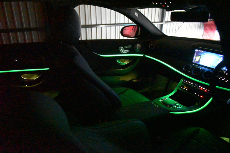 メルセデスベンツ Eクラス E200 ｽﾎﾟｰﾂ BSG搭載 ｴｸｽｸﾙｰｼﾌﾞP AMGﾗｲﾝｲﾝﾃﾘｱP ﾚｰﾀﾞｰｾｰﾌﾃｨP 後期型 1ｵｰﾅｰ ﾊﾟﾉﾗﾏｻﾝﾙｰﾌ 革 ﾌﾞﾙﾒｽﾀｰ HUD ｴｱﾊﾞﾗﾝｽP ﾊﾟﾜｰﾄﾗﾝｸ AMGｴｱﾛ19AW MBUXARﾅﾋﾞTV 360ｶﾒﾗ ﾜｲﾔﾚｽﾁｬｰｼﾞ ﾃﾞｨｽﾄﾛ ﾌﾞﾗｲﾝﾄﾞS ﾚｰﾝｷｰﾌﾟ 2年保証