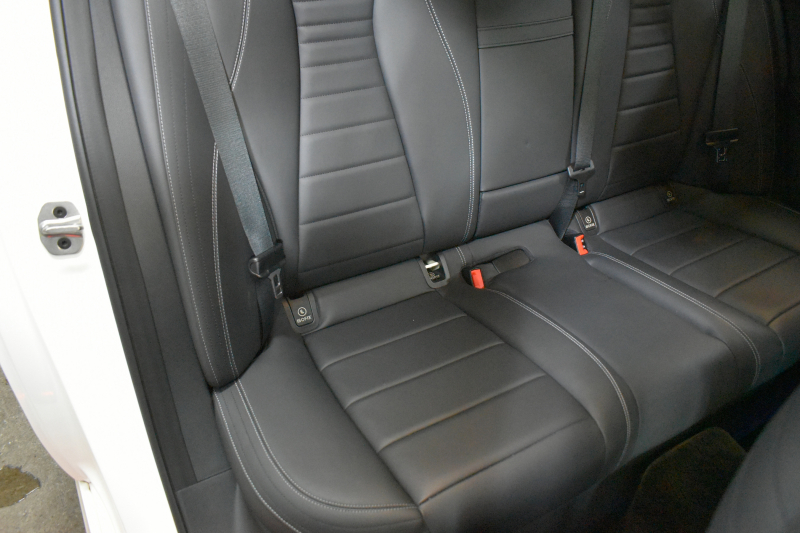 メルセデスベンツ Eクラス E200 ｽﾎﾟｰﾂ BSG搭載 ｴｸｽｸﾙｰｼﾌﾞP AMGﾗｲﾝｲﾝﾃﾘｱP ﾚｰﾀﾞｰｾｰﾌﾃｨP 後期型 1ｵｰﾅｰ ﾊﾟﾉﾗﾏｻﾝﾙｰﾌ 革 ﾌﾞﾙﾒｽﾀｰ HUD ｴｱﾊﾞﾗﾝｽP ﾊﾟﾜｰﾄﾗﾝｸ AMGｴｱﾛ19AW MBUXARﾅﾋﾞTV 360ｶﾒﾗ ﾜｲﾔﾚｽﾁｬｰｼﾞ ﾃﾞｨｽﾄﾛ ﾌﾞﾗｲﾝﾄﾞS ﾚｰﾝｷｰﾌﾟ 2年保証