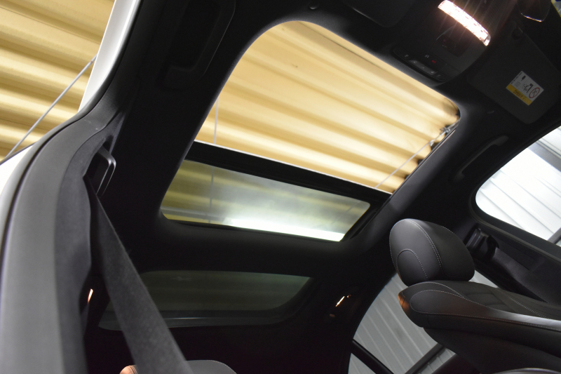 メルセデスベンツ Eクラス E200 ｽﾎﾟｰﾂ BSG搭載 ｴｸｽｸﾙｰｼﾌﾞP AMGﾗｲﾝｲﾝﾃﾘｱP ﾚｰﾀﾞｰｾｰﾌﾃｨP 後期型 1ｵｰﾅｰ ﾊﾟﾉﾗﾏｻﾝﾙｰﾌ 革 ﾌﾞﾙﾒｽﾀｰ HUD ｴｱﾊﾞﾗﾝｽP ﾊﾟﾜｰﾄﾗﾝｸ AMGｴｱﾛ19AW MBUXARﾅﾋﾞTV 360ｶﾒﾗ ﾜｲﾔﾚｽﾁｬｰｼﾞ ﾃﾞｨｽﾄﾛ ﾌﾞﾗｲﾝﾄﾞS ﾚｰﾝｷｰﾌﾟ 2年保証