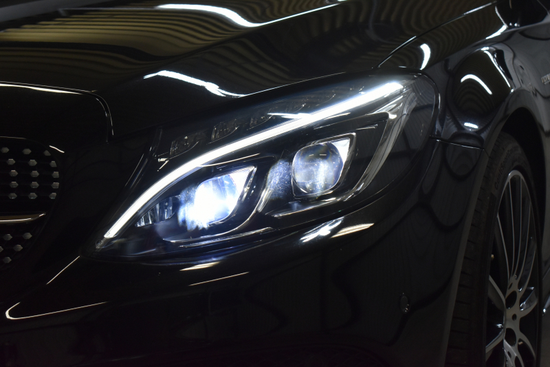 AMG Cクラス C43 4ﾏﾁｯｸ ｶﾌﾞﾘｵﾚ ﾚｰﾀﾞｰｾｰﾌﾃｨP 3.0ﾘｯﾀｰV6ﾂｲﾝﾀｰﾎﾞ 赤革/黒幌 ﾌﾞﾙﾒｽﾀｰ ｴｱﾊﾞﾗﾝｽP ｴｱｽｶｰﾌ ｴｱｷｬｯﾌﾟ ｴｱﾛ19AW ﾃﾞｨｽﾄﾛﾆｯｸ ﾌﾞﾗｲﾝﾄﾞｽﾎﾟｯﾄ ﾚｰﾝｷｰﾌﾟ ﾅﾋﾞTV ﾊﾞｯｸｶﾒﾗ ｷｰﾚｽｺﾞｰ 2年保証