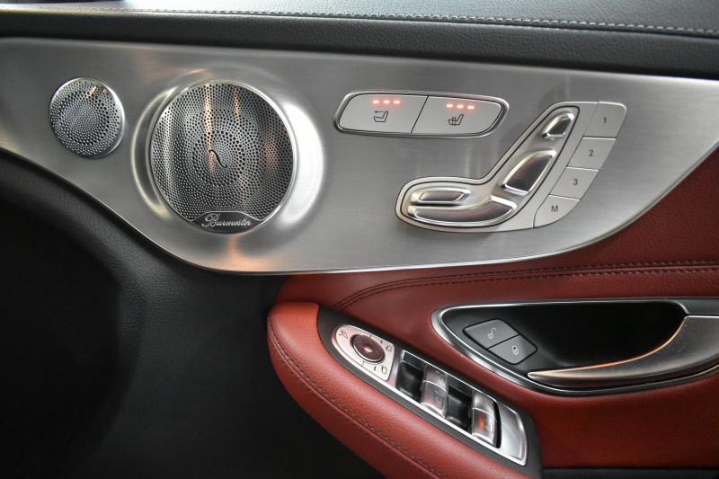 AMG Cクラス C43 4ﾏﾁｯｸ ｶﾌﾞﾘｵﾚ ﾚｰﾀﾞｰｾｰﾌﾃｨP 3.0ﾘｯﾀｰV6ﾂｲﾝﾀｰﾎﾞ 赤革/黒幌 ﾌﾞﾙﾒｽﾀｰ ｴｱﾊﾞﾗﾝｽP ｴｱｽｶｰﾌ ｴｱｷｬｯﾌﾟ ｴｱﾛ19AW ﾃﾞｨｽﾄﾛﾆｯｸ ﾌﾞﾗｲﾝﾄﾞｽﾎﾟｯﾄ ﾚｰﾝｷｰﾌﾟ ﾅﾋﾞTV ﾊﾞｯｸｶﾒﾗ ｷｰﾚｽｺﾞｰ 2年保証