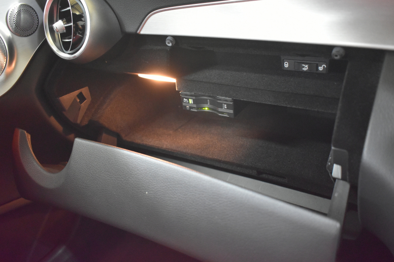 AMG Cクラス C43 4ﾏﾁｯｸ ｶﾌﾞﾘｵﾚ ﾚｰﾀﾞｰｾｰﾌﾃｨP 3.0ﾘｯﾀｰV6ﾂｲﾝﾀｰﾎﾞ 赤革/黒幌 ﾌﾞﾙﾒｽﾀｰ ｴｱﾊﾞﾗﾝｽP ｴｱｽｶｰﾌ ｴｱｷｬｯﾌﾟ ｴｱﾛ19AW ﾃﾞｨｽﾄﾛﾆｯｸ ﾌﾞﾗｲﾝﾄﾞｽﾎﾟｯﾄ ﾚｰﾝｷｰﾌﾟ ﾅﾋﾞTV ﾊﾞｯｸｶﾒﾗ ｷｰﾚｽｺﾞｰ 2年保証