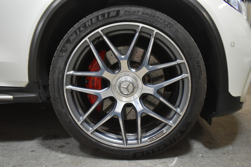 AMG GLCクーペ GLC63 S 4MATIC+ ｸｰﾍﾟ AMGｶｰﾎﾞﾝｴｸｽﾃﾘｱP ﾚｻﾞｰｴｸｽｸﾙｰｼﾌﾞP ﾚｰﾀﾞｰｾｰﾌﾃｨP 4.0ﾘｯﾀｰV8ﾂｲﾝﾀｰﾎﾞ510PS ｻﾝﾙｰﾌ ｴｱﾛ21AW 革 ﾌﾞﾙﾒｽﾀｰS HUD ﾌｯﾄｹﾞｰﾄ ﾃﾞｨｽﾄﾛ ﾌﾞﾗｲﾝﾄﾞS ﾅﾋﾞTV 360ｶﾒﾗ 2年保証