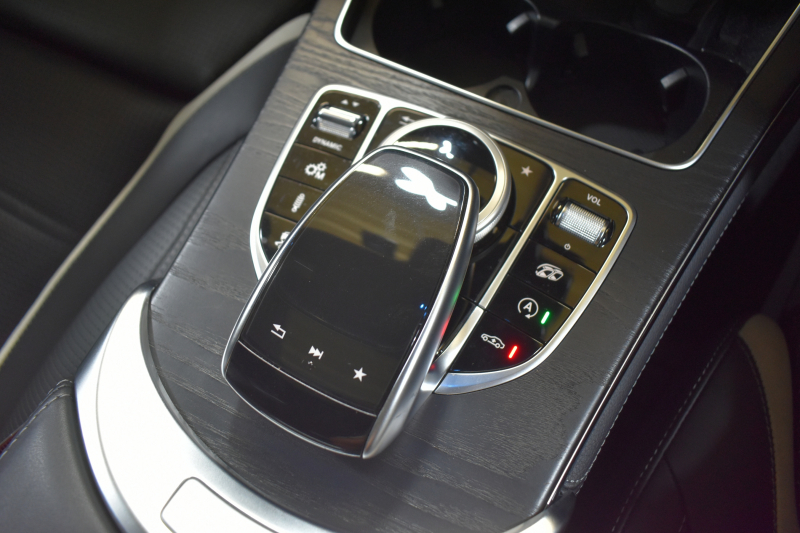 AMG GLCクーペ GLC63 S 4MATIC+ ｸｰﾍﾟ AMGｶｰﾎﾞﾝｴｸｽﾃﾘｱP ﾚｻﾞｰｴｸｽｸﾙｰｼﾌﾞP ﾚｰﾀﾞｰｾｰﾌﾃｨP 4.0ﾘｯﾀｰV8ﾂｲﾝﾀｰﾎﾞ510PS ｻﾝﾙｰﾌ ｴｱﾛ21AW 革 ﾌﾞﾙﾒｽﾀｰS HUD ﾌｯﾄｹﾞｰﾄ ﾃﾞｨｽﾄﾛ ﾌﾞﾗｲﾝﾄﾞS ﾅﾋﾞTV 360ｶﾒﾗ 2年保証