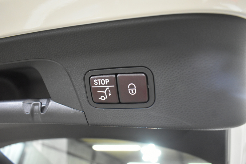 AMG GLCクーペ GLC63 S 4MATIC+ ｸｰﾍﾟ AMGｶｰﾎﾞﾝｴｸｽﾃﾘｱP ﾚｻﾞｰｴｸｽｸﾙｰｼﾌﾞP ﾚｰﾀﾞｰｾｰﾌﾃｨP 4.0ﾘｯﾀｰV8ﾂｲﾝﾀｰﾎﾞ510PS ｻﾝﾙｰﾌ ｴｱﾛ21AW 革 ﾌﾞﾙﾒｽﾀｰS HUD ﾌｯﾄｹﾞｰﾄ ﾃﾞｨｽﾄﾛ ﾌﾞﾗｲﾝﾄﾞS ﾅﾋﾞTV 360ｶﾒﾗ 2年保証