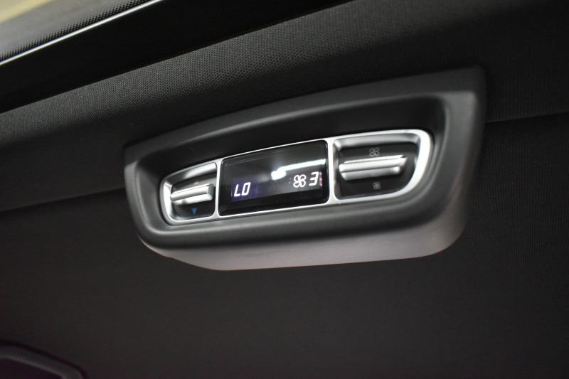 メルセデスベンツ Vクラス V220d ｱﾊﾞﾝｷﾞｬﾙﾄﾞ ﾛﾝｸﾞ AMGﾗｲﾝ ﾚｰﾀﾞｰｾｰﾌﾃｨP  ﾊﾟﾉﾗﾏｻﾝﾙｰﾌ 革 AMGｴｱﾛ19AW ﾌﾞﾙﾒｽﾀｰｻｳﾝﾄﾞ MBUXﾅﾋﾞTV 360ｶﾒﾗ ﾃﾞｨｽﾄﾛ ﾌﾞﾗｲﾝﾄﾞS 両側電動ｽﾗｲﾄﾞﾄﾞｱ ｵｰﾄﾃｰﾙｹﾞｰﾄ 2年保証