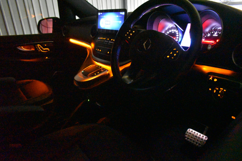 メルセデスベンツ Vクラス V220d ｱﾊﾞﾝｷﾞｬﾙﾄﾞ ﾛﾝｸﾞ AMGﾗｲﾝ ﾚｰﾀﾞｰｾｰﾌﾃｨP  ﾊﾟﾉﾗﾏｻﾝﾙｰﾌ 革 AMGｴｱﾛ19AW ﾌﾞﾙﾒｽﾀｰｻｳﾝﾄﾞ MBUXﾅﾋﾞTV 360ｶﾒﾗ ﾃﾞｨｽﾄﾛ ﾌﾞﾗｲﾝﾄﾞS 両側電動ｽﾗｲﾄﾞﾄﾞｱ ｵｰﾄﾃｰﾙｹﾞｰﾄ 2年保証