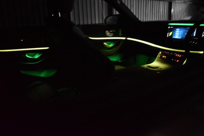 メルセデスベンツ Eクラス E200ﾜｺﾞﾝ ｽﾎﾟｰﾂ BSG搭載 ｴｸｽｸﾙｰｼﾌﾞ AMGﾗｲﾝｲﾝﾃﾘｱ ﾚｰﾀﾞｰｾｰﾌﾃｨP 後期型 MEｺﾈ 全席ﾋｰﾀｰ黒革 ACC AMGｴｱﾛ 電動ﾘｱｹﾞｰﾄ ﾍｯﾄﾞｱｯﾌﾟﾃﾞｨｽﾌﾟﾚｲ ﾌﾞﾙﾒｽﾀｰS 地ﾃﾞｼﾞ360ｶﾒﾗ 2年保証