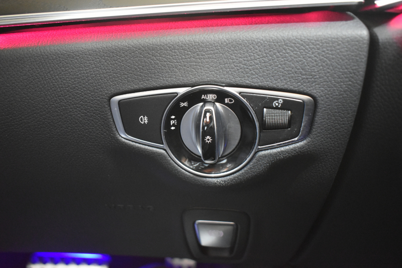 メルセデスベンツ Eクラス E200ﾜｺﾞﾝ ｽﾎﾟｰﾂ BSG搭載 ｴｸｽｸﾙｰｼﾌﾞ AMGﾗｲﾝｲﾝﾃﾘｱ ﾚｰﾀﾞｰｾｰﾌﾃｨP 後期型 MEｺﾈ 全席ﾋｰﾀｰ黒革 ACC AMGｴｱﾛ 電動ﾘｱｹﾞｰﾄ ﾍｯﾄﾞｱｯﾌﾟﾃﾞｨｽﾌﾟﾚｲ ﾌﾞﾙﾒｽﾀｰS 地ﾃﾞｼﾞ360ｶﾒﾗ 2年保証