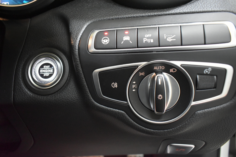 メルセデスベンツ Cクラス C200 ﾛｰﾚｳｽED ｽﾎﾟｰﾂﾌﾟﾗｽP ﾚｻﾞｰｴｸｽｸﾙｰｼﾌﾞP ﾚｰﾀﾞｰｾｰﾌﾃｨP 後期 ﾊﾟﾉﾗﾏｻﾝﾙｰﾌ 革 ﾍﾞﾝﾁﾚｰﾀｰ ﾌﾞﾙﾒｽﾀｰS HUD 360ｶﾒﾗ ｴｱﾊﾞﾗﾝｽP 液晶ﾒｰﾀｰ ﾌｯﾄﾄﾗﾝｸ AMGｴｱﾛ18AW ﾃﾞｨｽﾄﾛ ﾌﾞﾗｲﾝﾄﾞS ﾚｰﾝｷｰﾌﾟ ﾅﾋﾞTV ｷｰﾚｽｺﾞｰ 2年保証