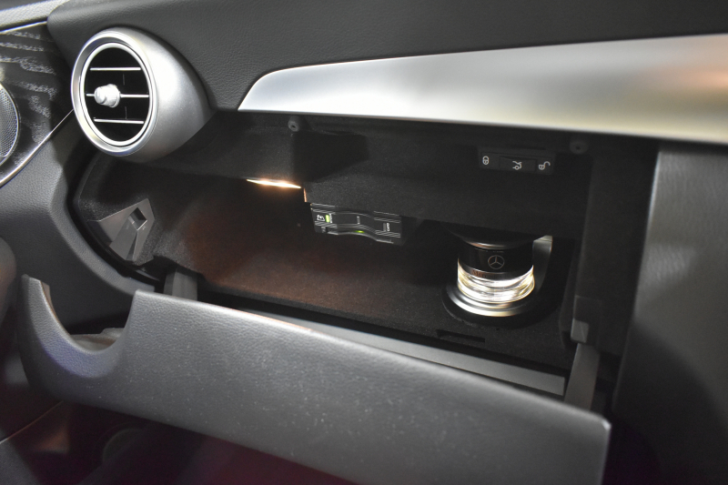 メルセデスベンツ Cクラス C200 ﾛｰﾚｳｽED ｽﾎﾟｰﾂﾌﾟﾗｽP ﾚｻﾞｰｴｸｽｸﾙｰｼﾌﾞP ﾚｰﾀﾞｰｾｰﾌﾃｨP 後期 ﾊﾟﾉﾗﾏｻﾝﾙｰﾌ 革 ﾍﾞﾝﾁﾚｰﾀｰ ﾌﾞﾙﾒｽﾀｰS HUD 360ｶﾒﾗ ｴｱﾊﾞﾗﾝｽP 液晶ﾒｰﾀｰ ﾌｯﾄﾄﾗﾝｸ AMGｴｱﾛ18AW ﾃﾞｨｽﾄﾛ ﾌﾞﾗｲﾝﾄﾞS ﾚｰﾝｷｰﾌﾟ ﾅﾋﾞTV ｷｰﾚｽｺﾞｰ 2年保証