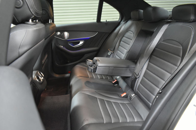 メルセデスベンツ Cクラス C200 ﾛｰﾚｳｽED ｽﾎﾟｰﾂﾌﾟﾗｽP ﾚｻﾞｰｴｸｽｸﾙｰｼﾌﾞP ﾚｰﾀﾞｰｾｰﾌﾃｨP 後期 ﾊﾟﾉﾗﾏｻﾝﾙｰﾌ 革 ﾍﾞﾝﾁﾚｰﾀｰ ﾌﾞﾙﾒｽﾀｰS HUD 360ｶﾒﾗ ｴｱﾊﾞﾗﾝｽP 液晶ﾒｰﾀｰ ﾌｯﾄﾄﾗﾝｸ AMGｴｱﾛ18AW ﾃﾞｨｽﾄﾛ ﾌﾞﾗｲﾝﾄﾞS ﾚｰﾝｷｰﾌﾟ ﾅﾋﾞTV ｷｰﾚｽｺﾞｰ 2年保証