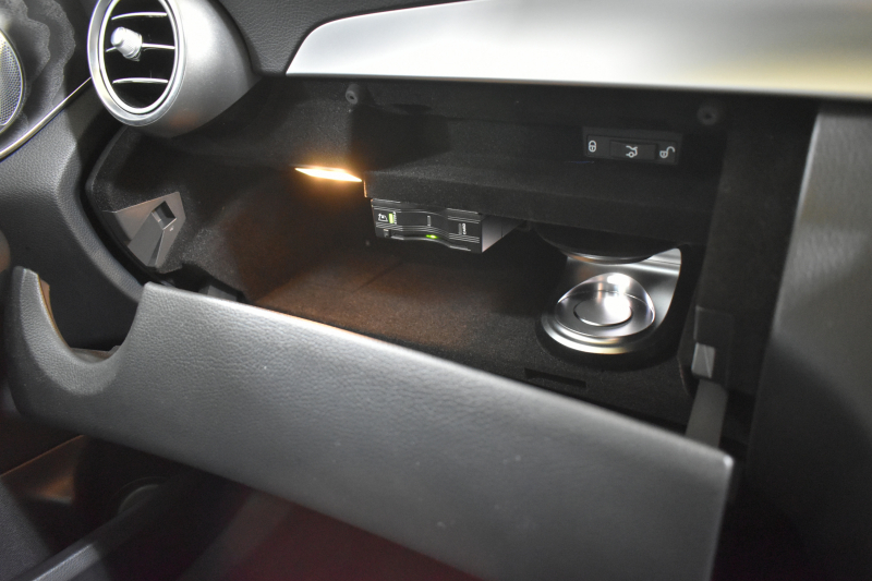 メルセデスベンツ Cクラス C220d AVG AMGﾗｲﾝ ﾚｻﾞｰｴｸｽｸﾙｰｼﾌﾞP ﾚｰﾀﾞｰｾｰﾌﾃｨP 後期 ﾊﾟﾉﾗﾏｻﾝﾙｰﾌ 革 ﾌﾞﾙﾒｽﾀｰS HUD ｴｱﾊﾞﾗﾝｽP 液晶ﾒｰﾀｰ ﾌｯﾄﾄﾗﾝｸ AMGｴｱﾛ18AW ﾃﾞｨｽﾄﾛ ﾌﾞﾗｲﾝﾄﾞS ﾚｰﾝｷｰﾌﾟ ﾅﾋﾞTV Bｶﾒﾗ ｷｰﾚｽｺﾞｰ 2年保証