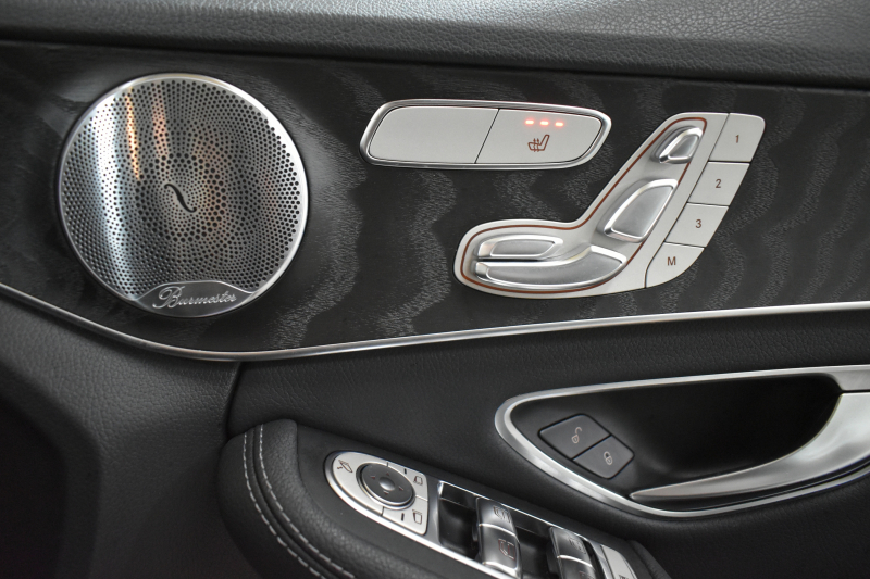 メルセデスベンツ Cクラス C220d AVG AMGﾗｲﾝ ﾚｻﾞｰｴｸｽｸﾙｰｼﾌﾞP ﾚｰﾀﾞｰｾｰﾌﾃｨP 後期 ﾊﾟﾉﾗﾏｻﾝﾙｰﾌ 革 ﾌﾞﾙﾒｽﾀｰS HUD ｴｱﾊﾞﾗﾝｽP 液晶ﾒｰﾀｰ ﾌｯﾄﾄﾗﾝｸ AMGｴｱﾛ18AW ﾃﾞｨｽﾄﾛ ﾌﾞﾗｲﾝﾄﾞS ﾚｰﾝｷｰﾌﾟ ﾅﾋﾞTV Bｶﾒﾗ ｷｰﾚｽｺﾞｰ 2年保証