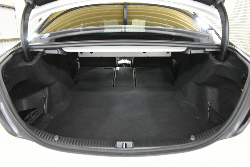 メルセデスベンツ Cクラス C220d AVG AMGﾗｲﾝ ﾚｻﾞｰｴｸｽｸﾙｰｼﾌﾞP ﾚｰﾀﾞｰｾｰﾌﾃｨP 後期 ﾊﾟﾉﾗﾏｻﾝﾙｰﾌ 革 ﾌﾞﾙﾒｽﾀｰS HUD ｴｱﾊﾞﾗﾝｽP 液晶ﾒｰﾀｰ ﾌｯﾄﾄﾗﾝｸ AMGｴｱﾛ18AW ﾃﾞｨｽﾄﾛ ﾌﾞﾗｲﾝﾄﾞS ﾚｰﾝｷｰﾌﾟ ﾅﾋﾞTV Bｶﾒﾗ ｷｰﾚｽｺﾞｰ 2年保証