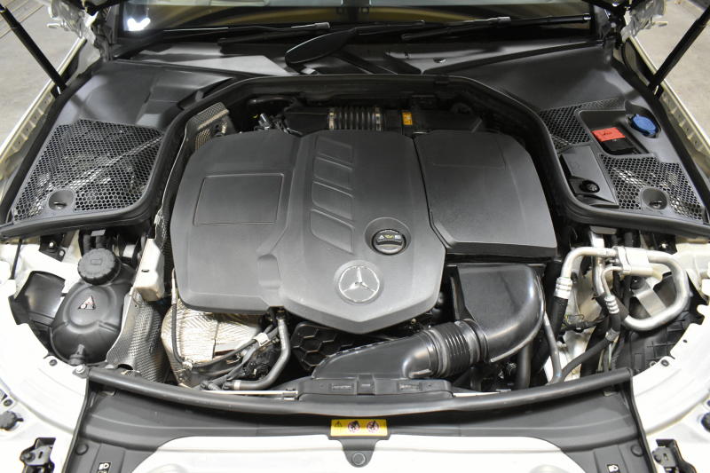 メルセデスベンツ Cクラス C220d AVG AMGﾗｲﾝ ﾚｻﾞｰｴｸｽｸﾙｰｼﾌﾞP ﾚｰﾀﾞｰｾｰﾌﾃｨP 後期 ﾊﾟﾉﾗﾏｻﾝﾙｰﾌ 革 ﾌﾞﾙﾒｽﾀｰS HUD ｴｱﾊﾞﾗﾝｽP 液晶ﾒｰﾀｰ ﾌｯﾄﾄﾗﾝｸ AMGｴｱﾛ18AW ﾃﾞｨｽﾄﾛ ﾌﾞﾗｲﾝﾄﾞS ﾚｰﾝｷｰﾌﾟ ﾅﾋﾞTV Bｶﾒﾗ ｷｰﾚｽｺﾞｰ 2年保証