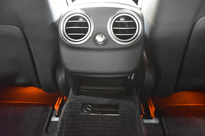 メルセデスベンツ Cクラス C200AVG AMGﾗｲﾝ ﾚｻﾞｰｴｸｽｸﾙｰｼﾌﾞ ﾚｰﾀﾞｰｾｰﾌﾃｨP 2年保証 高出力Eg ﾋｰﾀｰ黒本革  ﾃﾞｨｽﾄﾛﾆｯｸ ﾌﾞﾗｲﾝﾄﾞS ｷ-ﾚｽGo AMGｴｱﾛ18AW 電動Fﾄﾗﾝｸ ﾍｯﾄﾞUPﾃﾞｨｽﾌﾟﾚｲ 地ﾃﾞｼﾞBｶﾒ