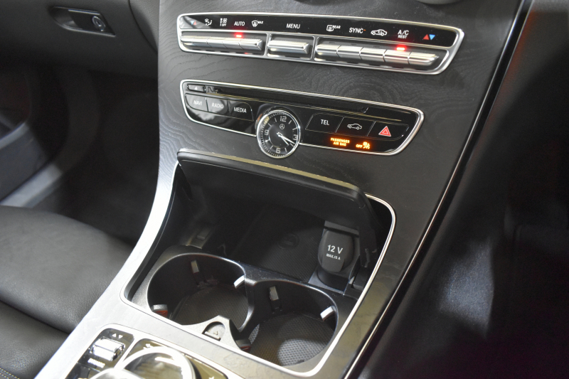 メルセデスベンツ Cクラス C200AVG AMGﾗｲﾝ ﾚｻﾞｰｴｸｽｸﾙｰｼﾌﾞ ﾚｰﾀﾞｰｾｰﾌﾃｨP 2年保証 高出力Eg ﾋｰﾀｰ黒本革  ﾃﾞｨｽﾄﾛﾆｯｸ ﾌﾞﾗｲﾝﾄﾞS ｷ-ﾚｽGo AMGｴｱﾛ18AW 電動Fﾄﾗﾝｸ ﾍｯﾄﾞUPﾃﾞｨｽﾌﾟﾚｲ 地ﾃﾞｼﾞBｶﾒ