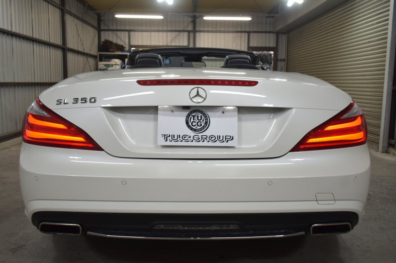 メルセデスベンツ SLクラス SL350 ﾚｰﾀﾞｰｾｰﾌﾃｨP ﾏｼﾞｯｸｽｶｲﾙｰﾌ ｴｱｽｶｰﾌ ﾋｰﾀｰ/ﾍﾞﾝﾁﾚｰﾀｰ黒革 ﾃﾞｨｽﾄﾛ ﾌﾞﾗｲﾝﾄﾞｽﾎﾟｯﾄ Lｷｰﾌﾟ AMGｴｱﾛ19AW ｷｰﾚｽGO PTS ﾌｯﾄﾄﾗﾝｸ 地ﾃﾞｼﾞﾅﾋﾞBｶﾒﾗ 2年保証