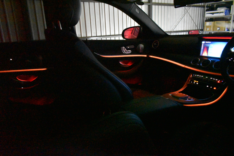 メルセデスベンツ Eクラス E200 ｽﾎﾟｰﾂ BSG搭載 ｴｸｽｸﾙｰｼﾌﾞP AMGﾗｲﾝｲﾝﾃﾘｱP ﾚｰﾀﾞｰｾｰﾌﾃｨP 後期型 ﾏｯﾄｸﾞﾚｰ ﾊﾟﾉﾗﾏｻﾝﾙｰﾌ 革 ﾌﾞﾙﾒｽﾀｰ HUD ｴｱﾊﾞﾗﾝｽP ﾊﾟﾜｰﾄﾗﾝｸ AMGｴｱﾛ19AW MBUXARﾅﾋﾞTV 360ｶﾒﾗ ﾜｲﾔﾚｽﾁｬｰｼﾞ ﾃﾞｨｽﾄﾛ ﾌﾞﾗｲﾝﾄﾞS ﾚｰﾝｷｰﾌﾟ 2年保証