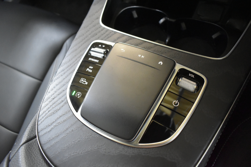 メルセデスベンツ Eクラス E200 ｽﾎﾟｰﾂ BSG搭載 ｴｸｽｸﾙｰｼﾌﾞP AMGﾗｲﾝｲﾝﾃﾘｱP ﾚｰﾀﾞｰｾｰﾌﾃｨP 後期型 ﾏｯﾄｸﾞﾚｰ ﾊﾟﾉﾗﾏｻﾝﾙｰﾌ 革 ﾌﾞﾙﾒｽﾀｰ HUD ｴｱﾊﾞﾗﾝｽP ﾊﾟﾜｰﾄﾗﾝｸ AMGｴｱﾛ19AW MBUXARﾅﾋﾞTV 360ｶﾒﾗ ﾜｲﾔﾚｽﾁｬｰｼﾞ ﾃﾞｨｽﾄﾛ ﾌﾞﾗｲﾝﾄﾞS ﾚｰﾝｷｰﾌﾟ 2年保証