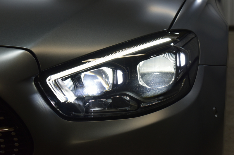 メルセデスベンツ Eクラス E200 ｽﾎﾟｰﾂ BSG搭載 ｴｸｽｸﾙｰｼﾌﾞP AMGﾗｲﾝｲﾝﾃﾘｱP ﾚｰﾀﾞｰｾｰﾌﾃｨP 後期型 ﾏｯﾄｸﾞﾚｰ ﾊﾟﾉﾗﾏｻﾝﾙｰﾌ 革 ﾌﾞﾙﾒｽﾀｰ HUD ｴｱﾊﾞﾗﾝｽP ﾊﾟﾜｰﾄﾗﾝｸ AMGｴｱﾛ19AW MBUXARﾅﾋﾞTV 360ｶﾒﾗ ﾜｲﾔﾚｽﾁｬｰｼﾞ ﾃﾞｨｽﾄﾛ ﾌﾞﾗｲﾝﾄﾞS ﾚｰﾝｷｰﾌﾟ 2年保証