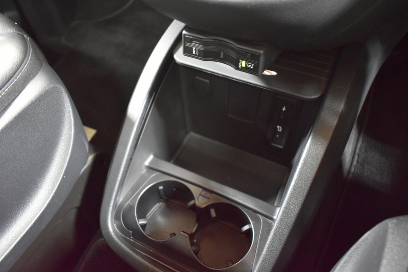 メルセデスベンツ Vクラス V220d ｱﾊﾞﾝｷﾞｬﾙﾄﾞﾛﾝｸﾞ AMGﾗｲﾝ ﾚｰﾀﾞｰP  ﾊﾟﾉﾗﾏｻﾝﾙｰﾌ  ﾌﾞﾙﾒｽﾀｰS ﾋｰﾀｰ黒革 ﾃﾞｨｽﾄﾛ BSM Lｷｰﾌﾟ AMGｴｱﾛ19AW 両側電動ｽﾗｲﾄﾞ 電動Rｹﾞｰﾄ 地ﾃﾞｼﾞ360ｶﾒﾗ 2年保証