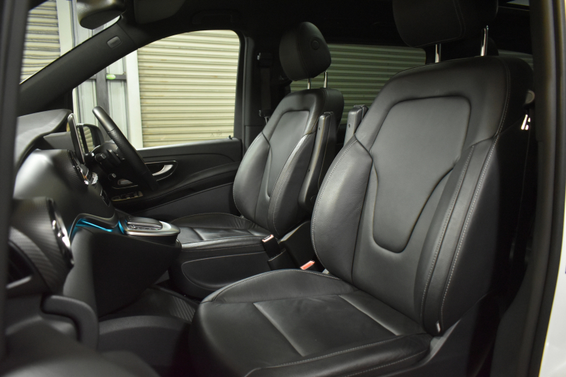 メルセデスベンツ Vクラス V220d ｱﾊﾞﾝｷﾞｬﾙﾄﾞﾛﾝｸﾞ AMGﾗｲﾝ ﾚｰﾀﾞｰP  ﾊﾟﾉﾗﾏｻﾝﾙｰﾌ  ﾌﾞﾙﾒｽﾀｰS ﾋｰﾀｰ黒革 ﾃﾞｨｽﾄﾛ BSM Lｷｰﾌﾟ AMGｴｱﾛ19AW 両側電動ｽﾗｲﾄﾞ 電動Rｹﾞｰﾄ 地ﾃﾞｼﾞ360ｶﾒﾗ 2年保証