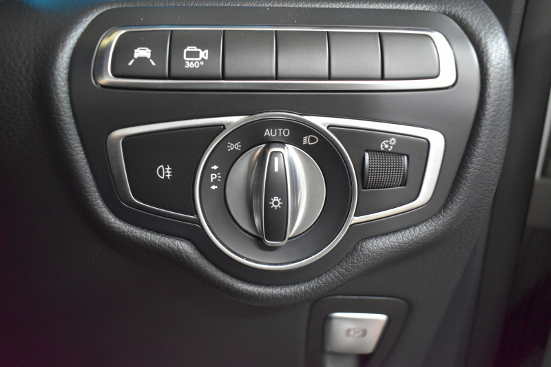 メルセデスベンツ Vクラス V220d ｱﾊﾞﾝｷﾞｬﾙﾄﾞﾛﾝｸﾞ AMGﾗｲﾝ ﾚｰﾀﾞｰP  ﾊﾟﾉﾗﾏｻﾝﾙｰﾌ  ﾌﾞﾙﾒｽﾀｰS ﾋｰﾀｰ黒革 ﾃﾞｨｽﾄﾛ BSM Lｷｰﾌﾟ AMGｴｱﾛ19AW 両側電動ｽﾗｲﾄﾞ 電動Rｹﾞｰﾄ 地ﾃﾞｼﾞ360ｶﾒﾗ 2年保証