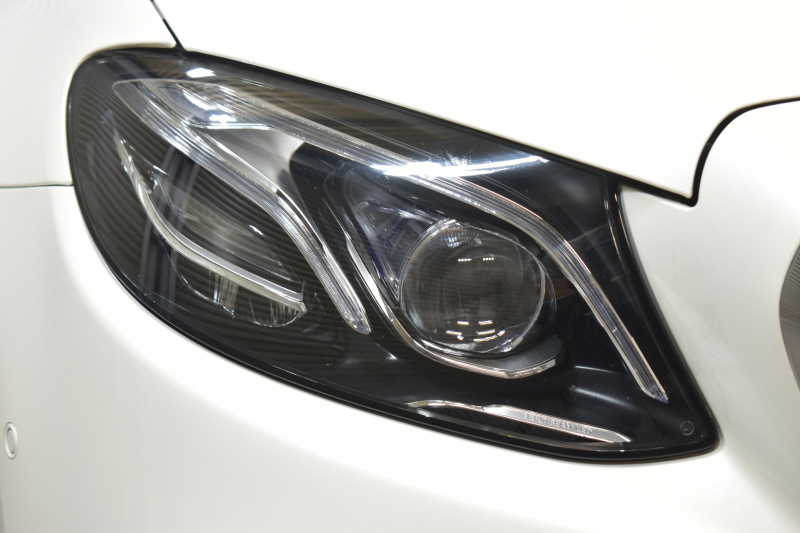 AMG Eクラス E53 4ﾏﾁｯｸ+ ﾜｺﾞﾝ ISG搭載 ｴｸｽｸﾙｰｼﾌﾞP ﾚｰﾀﾞｰｾｰﾌﾃｨP ﾊﾟﾉﾗﾏｻﾝﾙｰﾌ 革 ﾍﾞﾝﾁﾚｰﾀｰ ﾏｯｻｰｼﾞ ﾌﾞﾙﾒｽﾀｰS HUD ﾌｯﾄｹﾞｰﾄ ｴｱﾛ20AW ﾃﾞｨｽﾄﾛ ﾌﾞﾗｲﾝﾄﾞS ﾚｰﾝｷｰﾌﾟ ﾅﾋﾞTV 360ｶﾒﾗ ｷｰﾚｽｺﾞｰ 2年保証