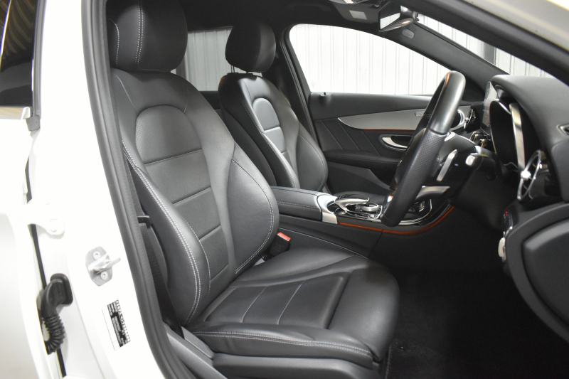 メルセデスベンツ Cクラス C180 ﾛｰﾚｳｽｴﾃﾞｨｼｮﾝ ﾚｰﾀﾞｰｾｰﾌﾃｨP 特別仕様車 前期最終型 MEｺﾈｸﾄ ｺﾗﾑ9速 ﾋｰﾀｰ黒革 ﾃﾞｨｽﾄﾛ BSM Lｷｰﾌﾟ AMGｴｱﾛ18AW ｷｰﾚｽGO PTS LEDﾍｯﾄﾞﾗｲﾄ 地ﾃﾞｼﾞﾅﾋﾞ Bｶﾒﾗ 2年保証